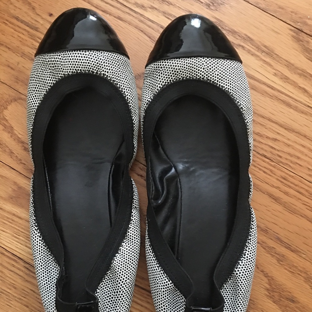 Cole Haan Flat Shoes